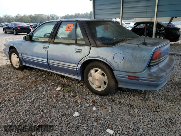 1994 Oldsmobile Cutlass z VIN 1G3WH55M1RD353266, wystawiony jako Copart lot #74058544 z przebiegiem 157 494 mil mil oraz Szkody całkowita. Historia ofert i sprzedaży dostępna na DreamBid. Obrazek 2.