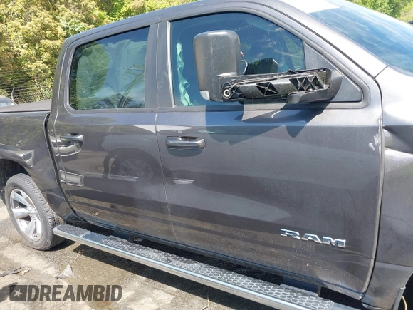 2021 Ram 1500 Big Horn z VIN 1C6RREFM5MN813578, wystawiony jako IAAI lot #42066531 z przebiegiem 77 207 mil mil oraz . Historia ofert i sprzedaży dostępna na DreamBid. Obrazek 12.