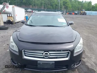 2014 Nissan Maxima SV z VIN 1N4AA5AP2EC489345, wystawiony jako IAAI lot #42511861 z przebiegiem 136 155 mil mil oraz . Historia ofert i sprzedaży dostępna na DreamBid. Obrazek 6.