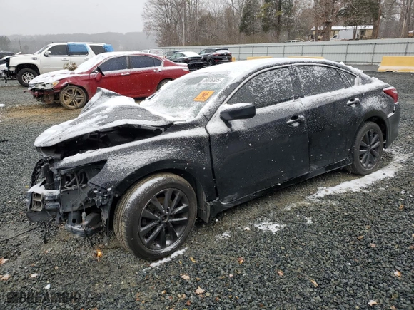2017 Nissan Altima 2.5 SV with VIN 1N4AL3AP8HC292361, listed as a Copart auction lot 46026305 with 140,330 mi miles and Salvage Title. Bid and sale history available at carsss.com. Image 1.