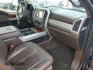 2017 Ford Super Duty F-250 SRW Lariat with VIN 1FT7W2BTXHEC19787, listed as a Copart auction lot 44925605 with 143,552 mi miles and Salvage Title. Bid and sale history available at carsss.com. Image 8.