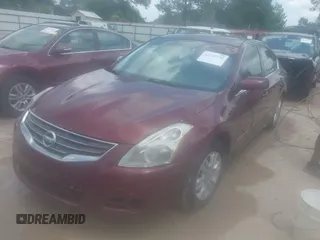 2010 Nissan Altima SL z VIN 1N4AL2AP7AN541401, wystawiony jako IAAI lot #42215234 z przebiegiem 158 649 mil mil oraz . Historia ofert i sprzedaży dostępna na DreamBid. Obrazek 2.