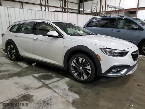 2018 Buick Regal TourX Essence with VIN W04GV8SX4J1102609, listed as a Copart auction lot 87502085 with 73,530 mi miles and Non Repairable. Bid and sale history available at carsss.com. Image 4.
