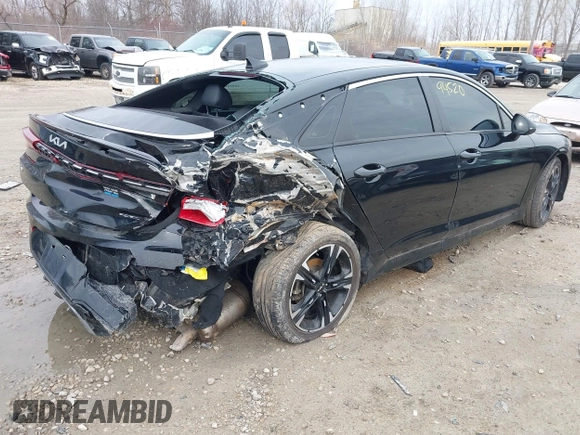 2022 Kia K5 GT-Line z VIN 5XXG64J29NG115786, wystawiony jako IAAI lot #42094520 z przebiegiem 84 234 mil mil oraz . Historia ofert i sprzedaży dostępna na DreamBid. Obrazek 4.