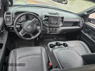 2022 Ram 3500 Tradesman z VIN 3C7WRTCL9NG341605, wystawiony jako Copart lot #64214294 z przebiegiem 84 818 mil mil oraz Nie do naprawy • Non repairable. Historia ofert i sprzedaży dostępna na DreamBid. Obrazek 8.