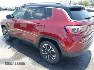 2022 Jeep Compass High Altitude with VIN 3C4NJDCB3NT111272, listed as a IAAI auction lot 42552503 with 27,246 mi miles and . Bid and sale history available at DreamBid. Image 3.