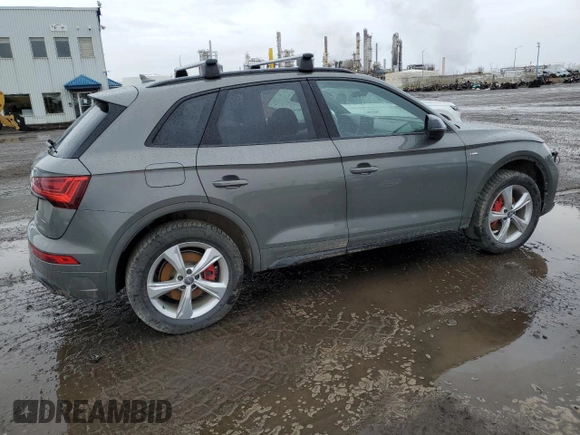 2024 Audi Q5 S line Premium Plus z VIN WA1EAAFY3R2049615, wystawiony jako Copart lot #55653445 z przebiegiem 11 716 mil mil oraz Szkoda całkowita • Salvage title. Historia ofert i sprzedaży dostępna na DreamBid. Obrazek 3.