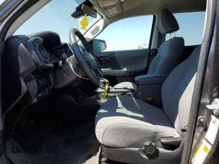 2022 Toyota Tacoma SR с VIN 3TMCZ5AN7NM503488, выставлен на аукционе Copart как лот 58147705 с пробегом 25 039 миль миль и Списание • Salvage title. История ставок и продаж доступна на DreamBid. Изображение 7.