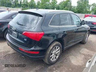 2010 Audi Q5 with VIN WA1LKBFP8AA105530, listed as a IAAI auction lot 42757875 with 90,579 mi miles and . Bid and sale history available at DreamBid. Image 4.