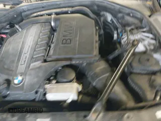 2012 BMW 5 Series 535i xDrive с VIN WBAFU7C51CDU60325, выставлен на аукционе IAAI как лот 43084721 с пробегом 86 942 миль миль и . История ставок и продаж доступна на DreamBid. Изображение 18.