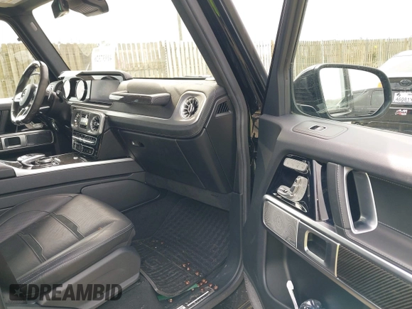 2019 Mercedes-Benz G 63 AMG with VIN WDCYC7HJ2KX309764, listed as a IAAI auction lot 41937326 with 38,179 mi miles and . Bid and sale history available at DreamBid. Image 5.