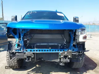 2024 Chevrolet Silverado 1500 LTZ with VIN 1GCUDGE8XRZ178648, listed as a IAAI auction lot 41993821 with 44,988 mi miles and . Bid and sale history available at DreamBid. Image 6.