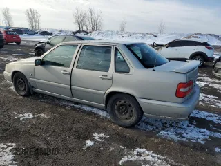 2000 Volvo S70 с VIN YV1LS61J6Y2649619, выставлен на аукционе Copart как лот 48540175 с пробегом 137 877 миль миль и Списание • Salvage title. История ставок и продаж доступна на DreamBid. Изображение 2.
