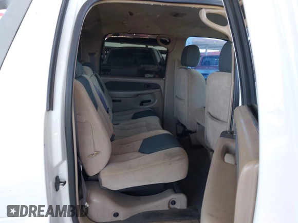 2004 Chevrolet Avalanche with VIN 3GNEC12T14G175831, listed as a IAAI auction lot 41928235 with 185,699 mi miles. Bid and sale history available at carsss.com. Image 8.