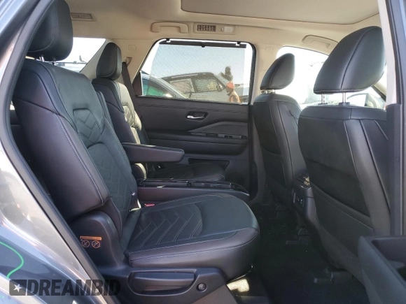 2022 Nissan Pathfinder Platinum z VIN 5N1DR3DH8NC203566, wystawiony jako Copart lot #88959685 z przebiegiem 43 585 mil mil oraz Szkoda całkowita • Salvage title. Historia ofert i sprzedaży dostępna na DreamBid. Obrazek 11.