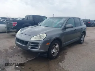 2010 Porsche Cayenne z VIN WP1AA2AP4ALA11946, wystawiony jako IAAI lot #41541830 z przebiegiem 229 331 mil mil oraz . Historia ofert i sprzedaży dostępna na DreamBid. Obrazek 2.