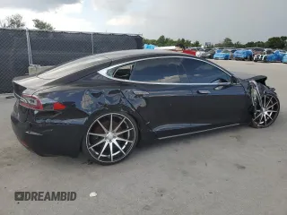 2017 Tesla Model S 100D with VIN 5YJSA1E2XHF194670, listed as a Copart auction lot 57919145 with 122,314 mi miles and Clean title. Bid and sale history available at DreamBid. Image 3.