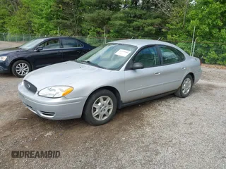 2005 Ford Taurus SE z VIN 1FAFP53U25A251787, wystawiony jako IAAI lot #42233901 z przebiegiem 141 347 mil mil oraz . Historia ofert i sprzedaży dostępna na DreamBid. Obrazek 2.