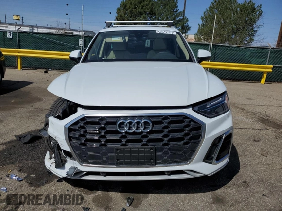 2024 Audi Q5 S line Premium with VIN WA1GAAFY8R2017137, listed as a Copart auction lot 52612505 with 6,078 mi miles and Salvage title. Bid and sale history available at DreamBid. Image 5.