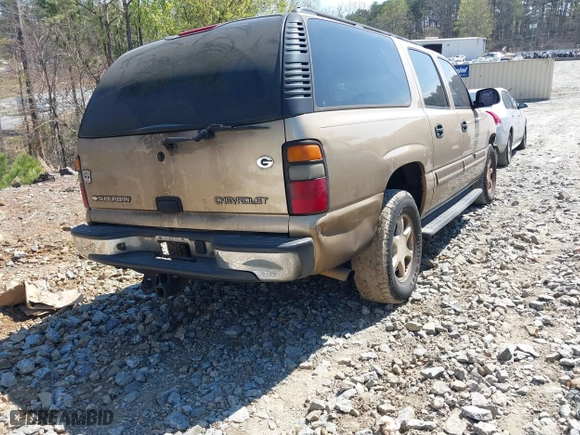 2005 Chevrolet Suburban LT with VIN 1GNEC16Z45J225720, listed as a IAAI auction lot 41896970 with 347,315 mi miles. Bid and sale history available at carsss.com. Image 4.
