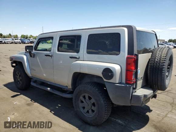 2007 Hummer H3 SUV with VIN 5GTDN13E078254585, listed as a Copart auction lot 60173854 with 96,873 mi miles and Non Repairable. Bid and sale history available at carsss.com. Image 2.