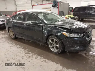 2014 Ford Fusion SE with VIN 3FA6P0H73ER371822, listed as a IAAI auction lot 41392186 with 92,824 mi miles. Bid and sale history available at carsss.com. Image 1.