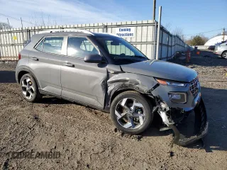 2021 Hyundai Venue SEL with VIN KMHRC8A38MU100167, listed as a Copart auction lot 45690035 with 35,104 mi miles and Salvage Title. Bid and sale history available at DreamBid. Image 4.