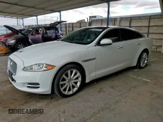 2011 Jaguar XJ with VIN SAJWA1CB2BLV07172, listed as a Copart auction lot 63343085 with 135,119 mi miles and Salvage title. Bid and sale history available at DreamBid. Image 1.
