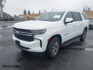 2021 Chevrolet Suburban LT with VIN 1GNSCCKD2MR150654, listed as a IAAI auction lot 41529412 with 36,479 mi miles. Bid and sale history available at carsss.com. Image 2.