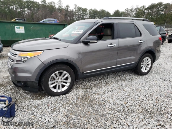 2012 Ford Explorer XLT with VIN 1FMHK7D99CGA03517, listed as a Copart auction lot 46164935 with 110,540 mi miles and Salvage Title. Bid and sale history available at carsss.com. Image 1.