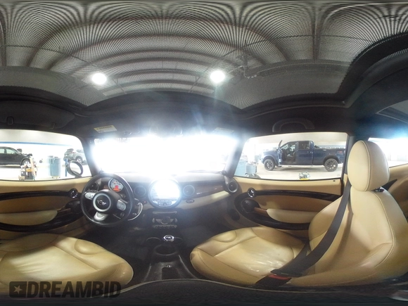 2010 MINI Hardtop S с VIN WMWMF7C55ATX44934, выставлен на аукционе Copart как лот 54049965 с пробегом 66 452 миль миль и Списание • Salvage title. История ставок и продаж доступна на DreamBid. Изображение 14.