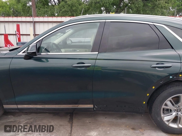 2022 Genesis GV70 2.5T with VIN KMUMADTB1NU065388, listed as a IAAI auction lot 41955992 with 23,134 mi miles and . Bid and sale history available at DreamBid. Image 15.
