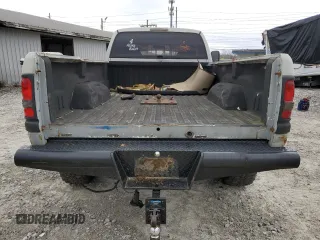 2000 Dodge Ram 2500 with VIN 3B7KF2367YG117410, listed as a Copart auction lot 81840374 with 339,262 mi miles and Salvage Title. Bid and sale history available at carsss.com. Image 6.