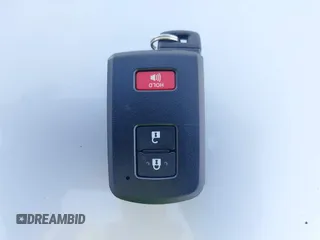2019 Toyota Tacoma SR z VIN 3TMCZ5AN9KM232882, wystawiony jako IAAI lot #41879314 z przebiegiem Nie podano mil oraz . Historia ofert i sprzedaży dostępna na DreamBid. Obrazek 11.