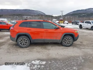 2021 Jeep Cherokee Trailhawk с VIN 1C4PJMBX7MD119790, выставлен на аукционе IAAI как лот 41303544 с пробегом 39 379 миль миль и . История ставок и продаж доступна на DreamBid. Изображение 13.