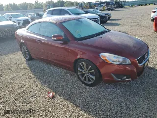 2013 Volvo C70 T5 with VIN YV1672MC8DJ143245, listed as a Copart auction lot 74175544 with 0 mi miles and Salvage Title. Bid and sale history available at carsss.com. Image 4.