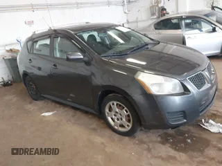 2009 Pontiac Vibe z VIN 5Y2SM67009Z429427, wystawiony jako IAAI lot #42521539 z przebiegiem 199 032 mil mil oraz . Historia ofert i sprzedaży dostępna na DreamBid. Obrazek 1.