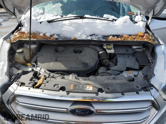 2017 Ford Escape SE with VIN 1FMCU0G97HUE30341, listed as a Copart auction lot 45556555 with 84,152 mi miles and Salvage Title. Bid and sale history available at DreamBid. Image 12.