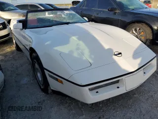 1987 Chevrolet Corvette z VIN 1G1YY3189H5124079, wystawiony jako Copart lot #77180974 z przebiegiem Nie podano mil oraz Szkoda całkowita • Salvage title. Historia ofert i sprzedaży dostępna na DreamBid. Obrazek 4.
