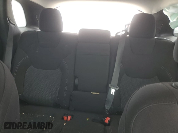 2019 Jeep Cherokee Latitude with VIN 1C4PJMCX5KD379634, listed as a Copart auction lot 51374265 with 74,404 mi miles and Salvage title. Bid and sale history available at DreamBid. Image 10.