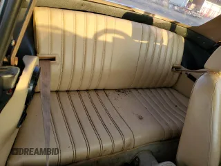 1982 FIAT 124 Spider z VIN ZFAAS00B8C5001153, wystawiony jako Copart lot #43028875 z przebiegiem 48 617 mil mil oraz Szkoda całkowita • Salvage title. Historia ofert i sprzedaży dostępna na DreamBid. Obrazek 10.