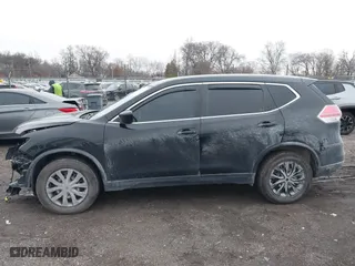 2016 Nissan Rogue S with VIN KNMAT2MV2GP696410, listed as a IAAI auction lot 41211530 with 141,122 mi miles. Bid and sale history available at carsss.com. Image 14.