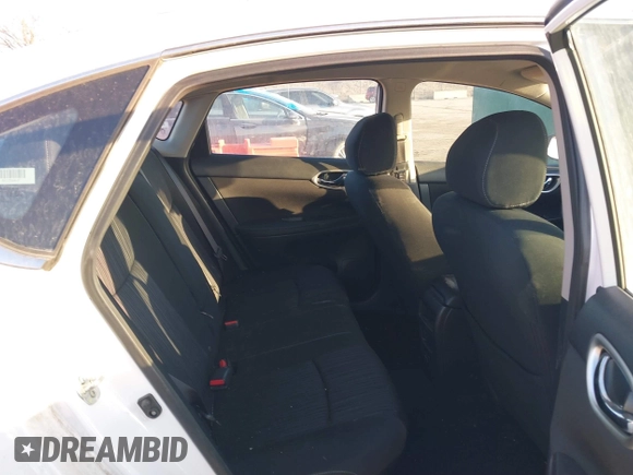 2019 Nissan Sentra SV z VIN 3N1AB7AP4KL623262, wystawiony jako IAAI lot #41697444 z przebiegiem 65 946 mil mil oraz . Historia ofert i sprzedaży dostępna na DreamBid. Obrazek 8.