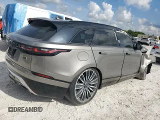 2018 Land Rover Range Rover Velar R-Dynamic HSE with VIN SALYM2RV3JA733200, listed as a Copart auction lot 61778605 with 62,912 mi miles and Clean title. Bid and sale history available at DreamBid. Image 3.