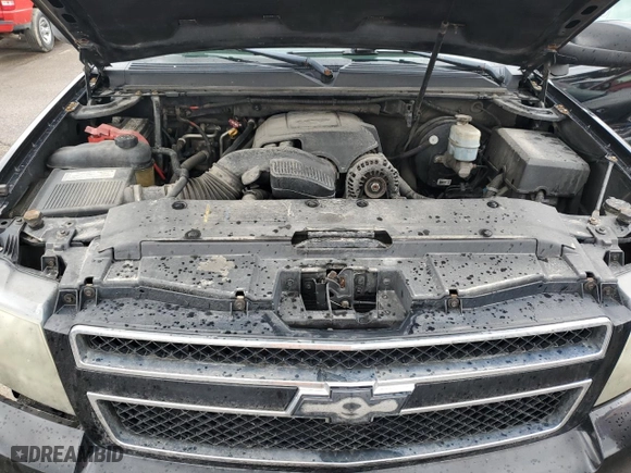 2007 Chevrolet Suburban LTZ with VIN 3GNFC16047G312771, listed as a Copart auction lot 47737985 with 458,046 mi miles and Salvage Title. Bid and sale history available at carsss.com. Image 12.