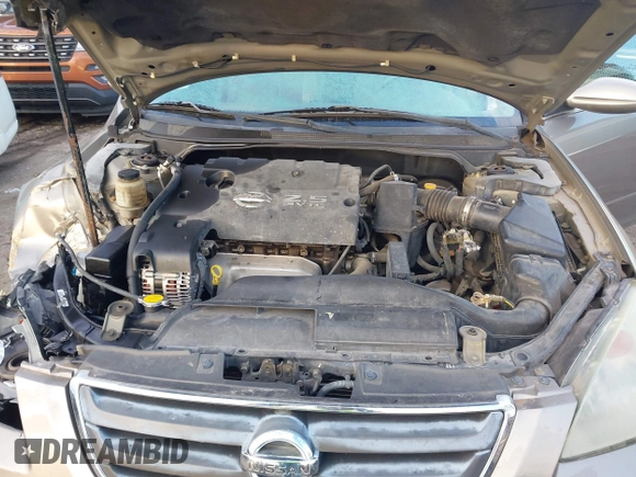 2004 Nissan Altima S with VIN 1N4AL11D44C168527, listed as a IAAI auction lot 41320562 with 94,803 mi miles. Bid and sale history available at carsss.com. Image 10.