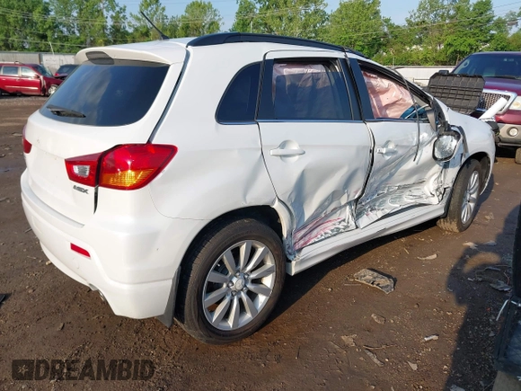 2011 Mitsubishi Outlander SE z VIN JA4AP4AU1BZ021926, wystawiony jako IAAI lot #42269085 z przebiegiem 113 010 mil mil oraz . Historia ofert i sprzedaży dostępna na DreamBid. Obrazek 4.