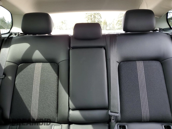 2025 Mazda CX-50 S Preferred with VIN 7MMVABBM4SN321267, listed as a Copart auction lot 52162865 with 4,118 mi miles and Salvage Title. Bid and sale history available at DreamBid. Image 10.