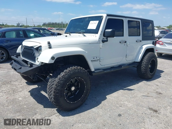 2010 Jeep Wrangler z VIN 1J4HB5H16AL186600, wystawiony jako IAAI lot #42147992 z przebiegiem 134 717 mil mil oraz . Historia ofert i sprzedaży dostępna na DreamBid. Obrazek 17.