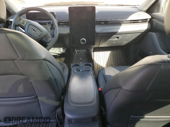 2022 Ford Mustang Mach-E Premium z VIN 3FMTK3SU2NMA55994, wystawiony jako Copart lot #78926914 z przebiegiem Nie podano mil oraz Szkoda całkowita • Salvage title. Historia ofert i sprzedaży dostępna na DreamBid. Obrazek 8.